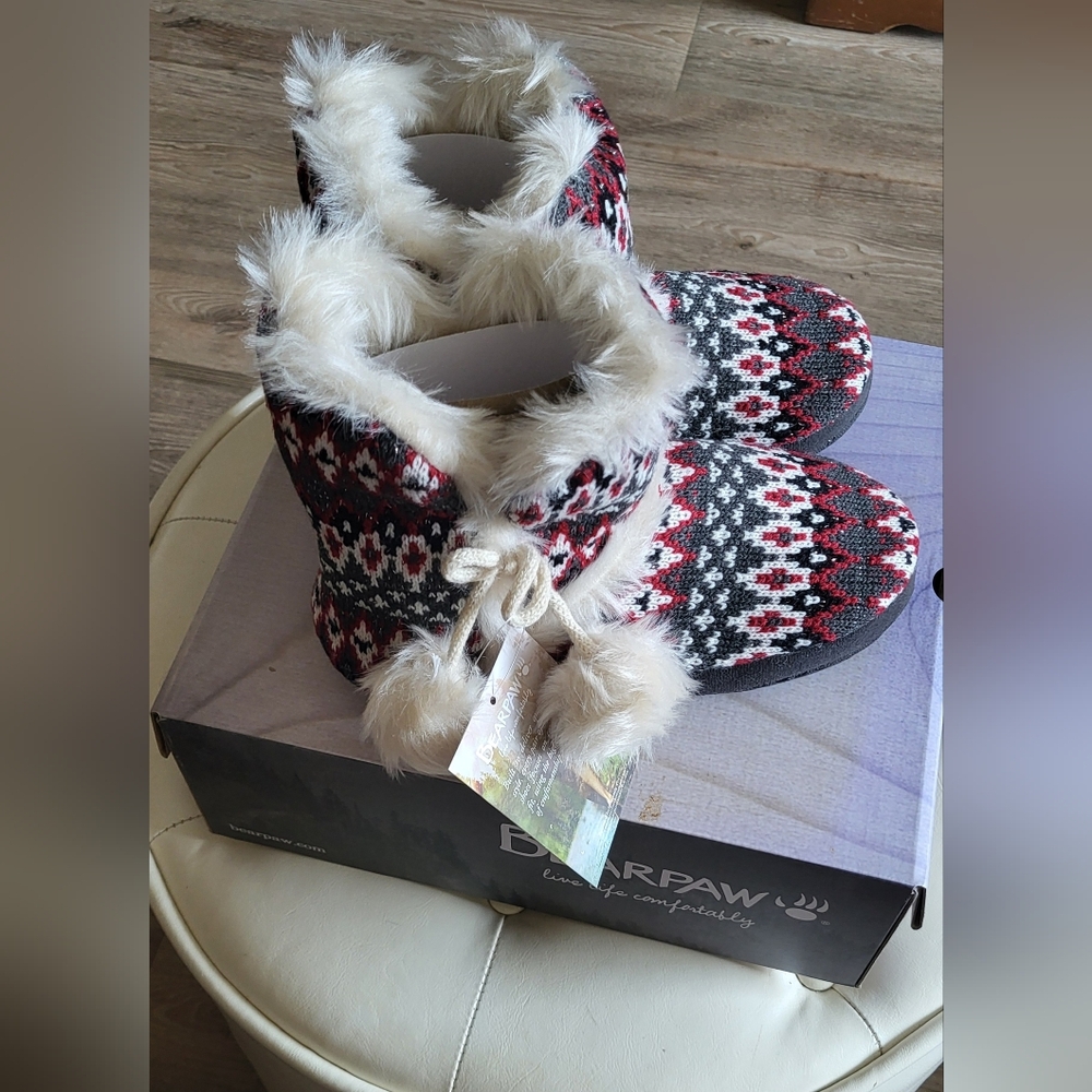 Bearpaw Kinsley Slippers